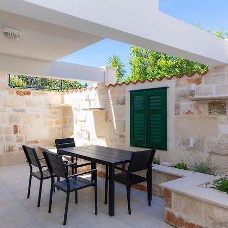 Apartmani Canaki Supetar Dış mekan fotoğraf